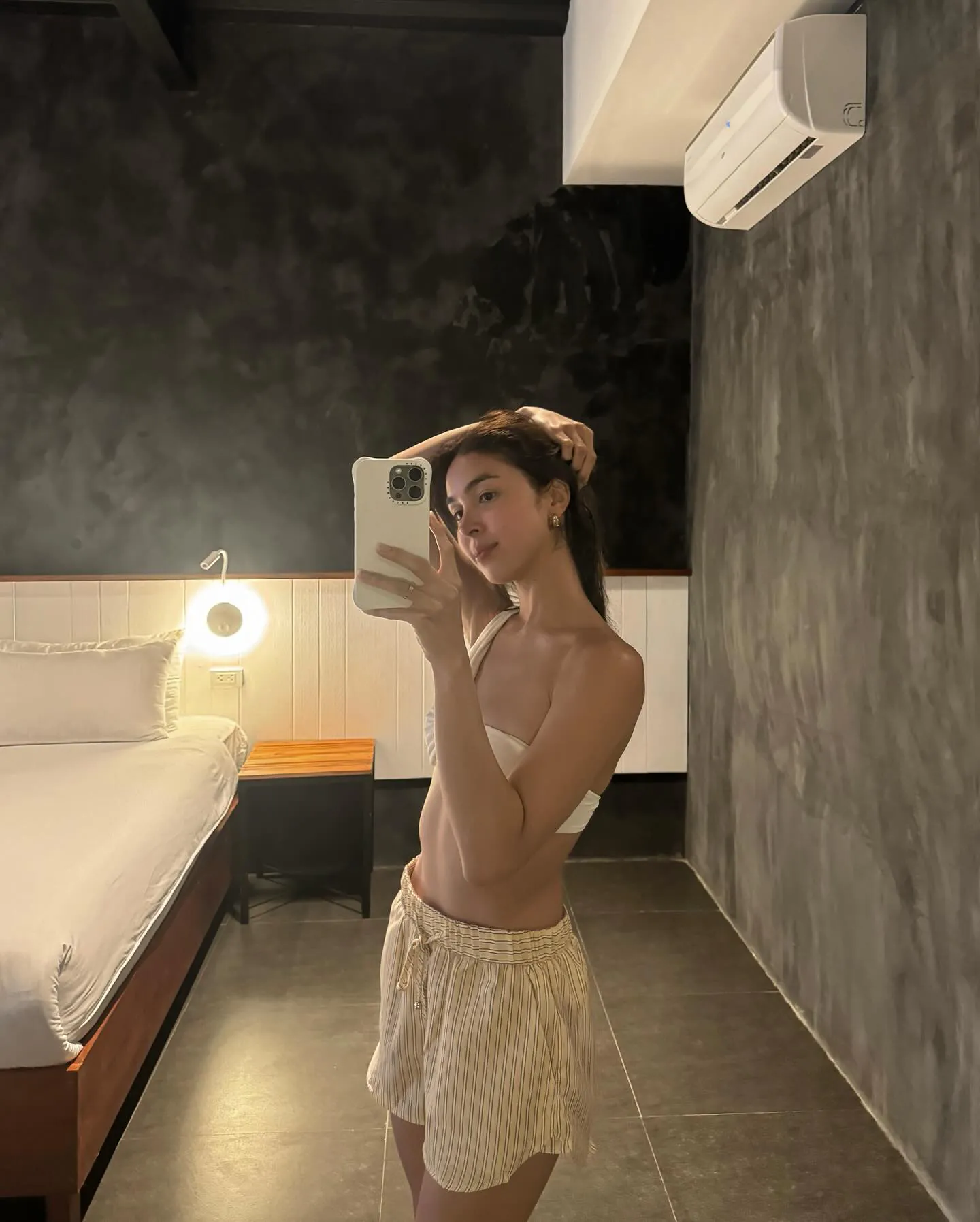 Julia Barretto - julia-barretto-hot-35.webp